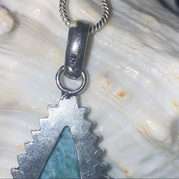 Caribbean Larimar Handcrafted vintage Pendant - Picture 9 of 11
